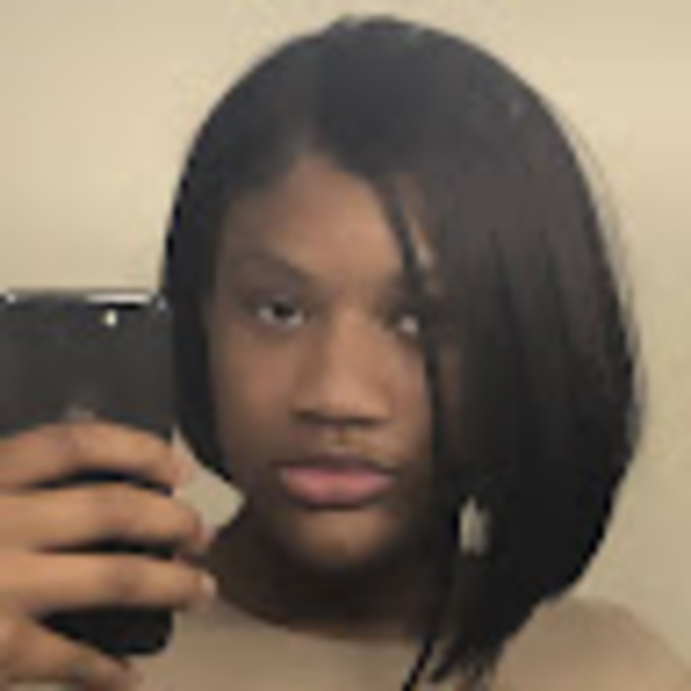 Meet your Posher, Aziah